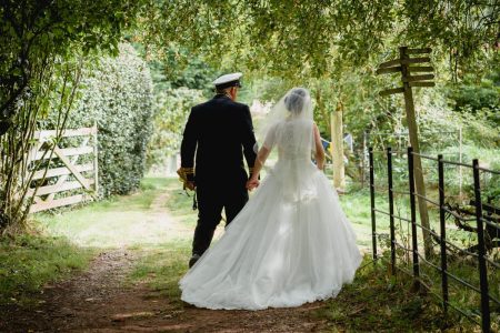 Aperture: 3.2
Camera: ILCE-7M3
Iso: 1000 Woodland Weddings