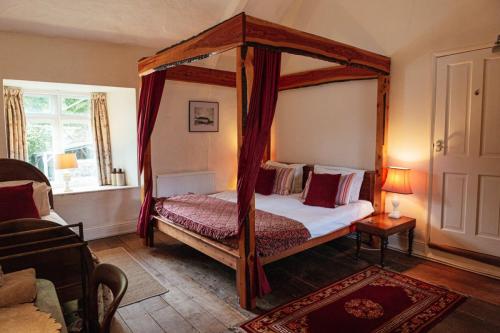 Beautiful Four Poster Bed